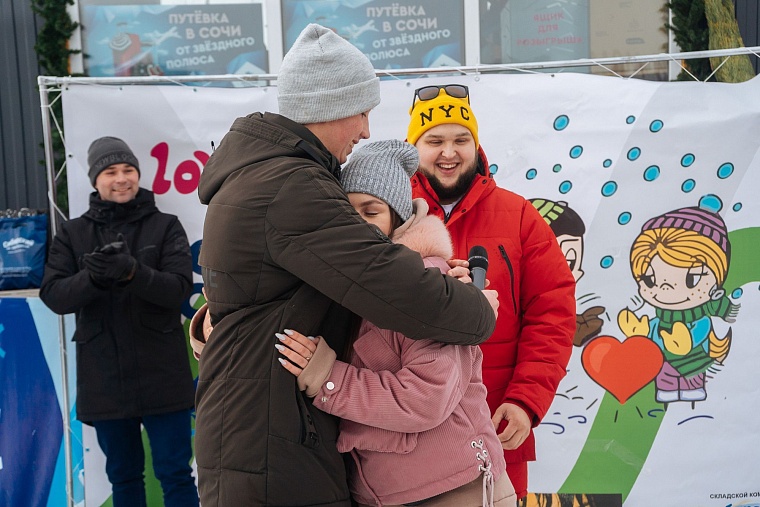 Радиостанция "Диполь ФМ" устроила для влюбленных самую романтичную вечеринку Love is...