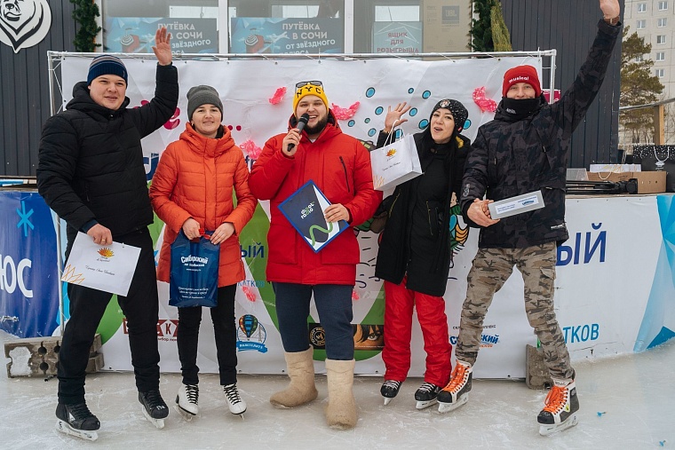 Радиостанция "Диполь ФМ" устроила для влюбленных самую романтичную вечеринку Love is...