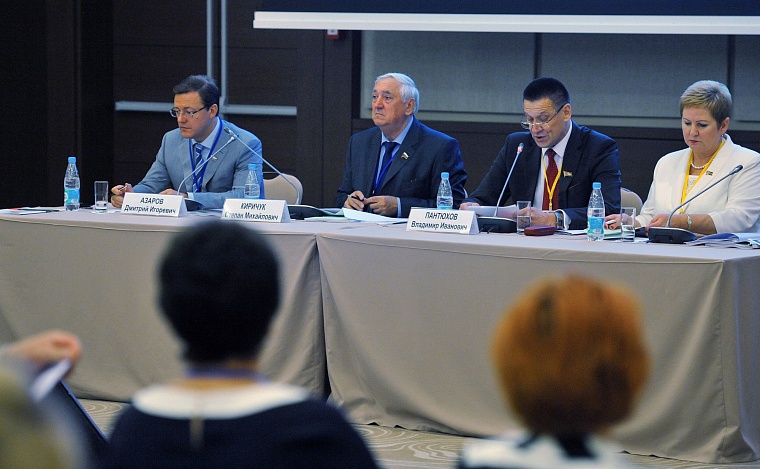 Тюменская область и Республика Беларусь подписали соглашение о сотрудничестве на пять лет