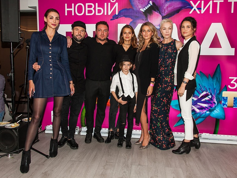 Звёзды экрана собрались на закрытой премьере сериала ТНТ «Триада»