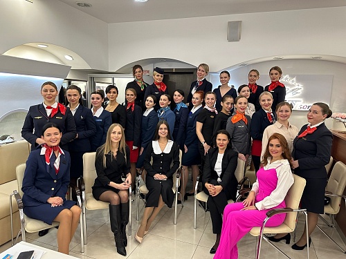 Две тюменки претендуют на короны международного конкурса «Топ стюардесс-2023»