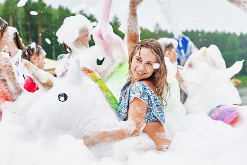 Тюменцев приглашают на пляжную вечеринку в Кулига-Парк