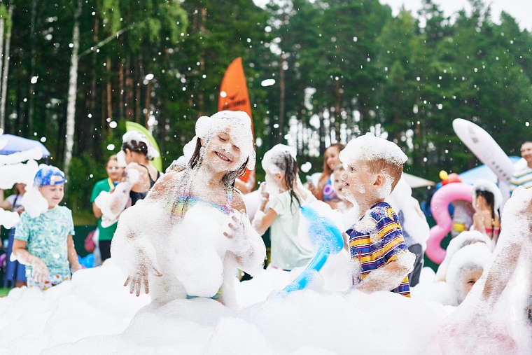 Тюменцев приглашают на пляжную вечеринку в Кулига-Парк