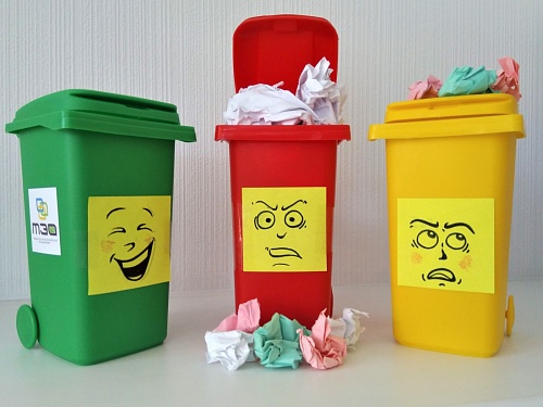 Юные тюменцы могут изготовить поделки из вторсырья и побороться за подарки