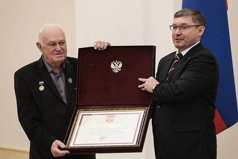 В Тюмени вручили награды выдающимся жителям региона