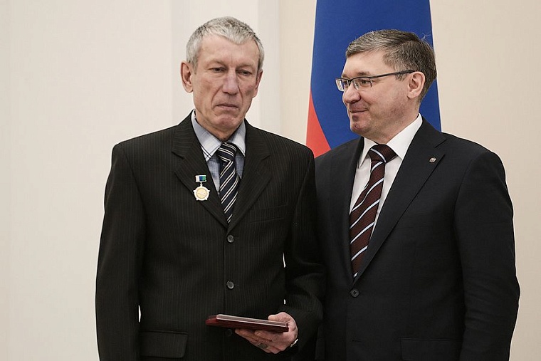 В Тюмени вручили награды выдающимся жителям региона