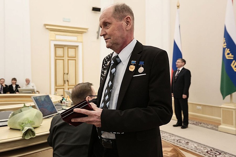 В Тюмени вручили награды выдающимся жителям региона