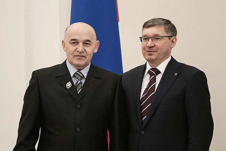 В Тюмени вручили награды выдающимся жителям региона