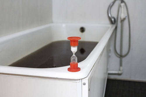 Какая польза от тюменской лечебной грязи: комментарий врача