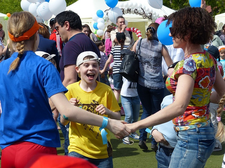 Тюменские дети весело стартовали в лето