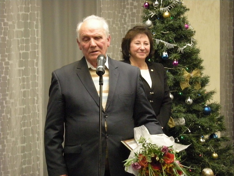 Тюменским писателям вручили литературные премии губернатора