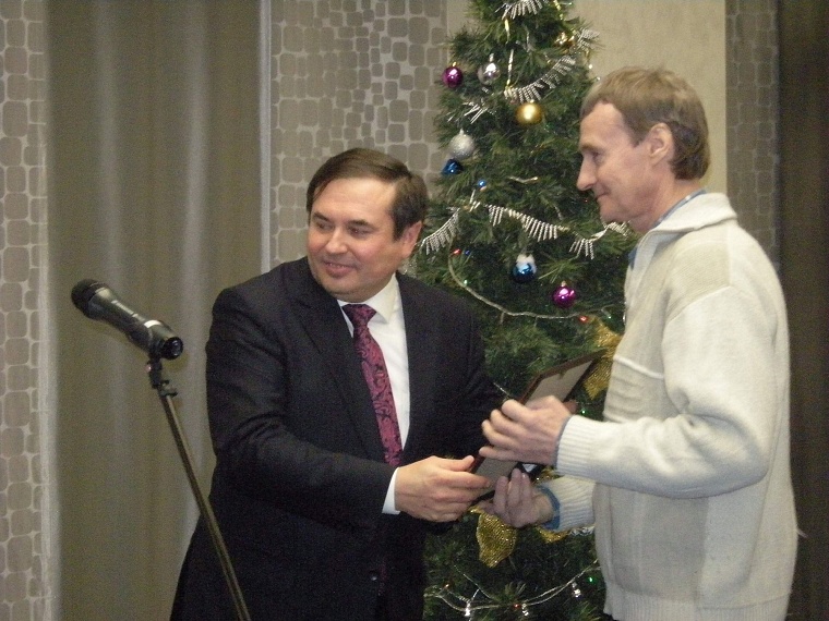 Тюменским писателям вручили литературные премии губернатора