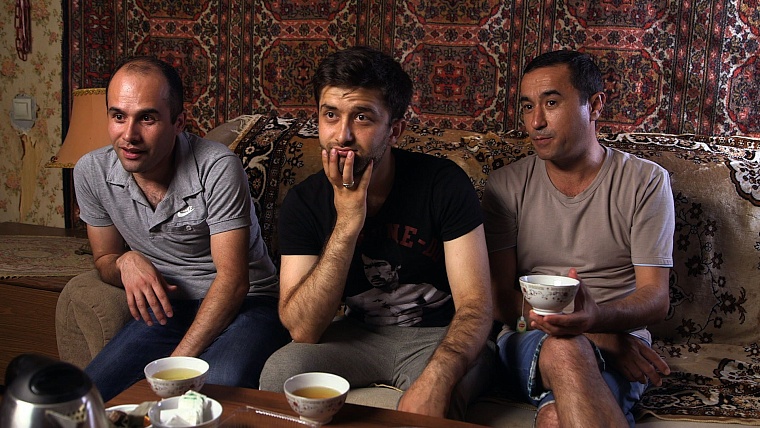 «Диванные критики» разберут телевидение по косточкам