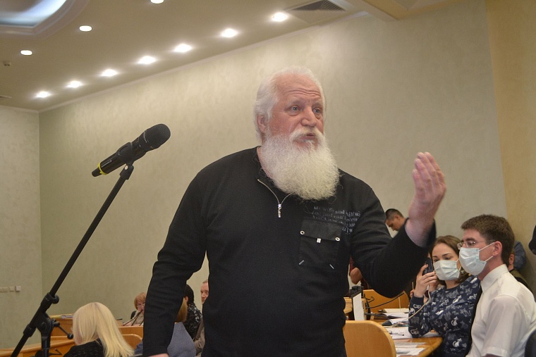 Публичные слушания в Тюмени прошли не по повестке