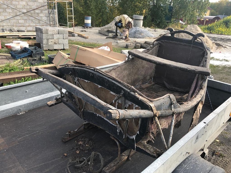 Сейчас так не делают! В Каменке появился новый арт-объект