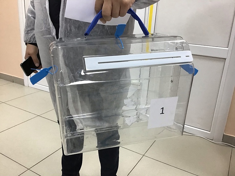 Как в Тюмени проходят выборы на дому