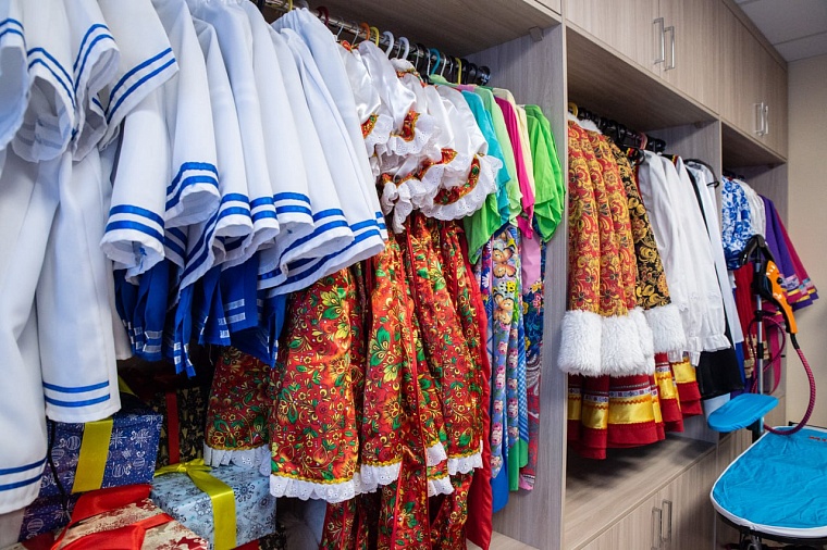 В обновленный дом культуры жители Горьковки ходят, как в театр