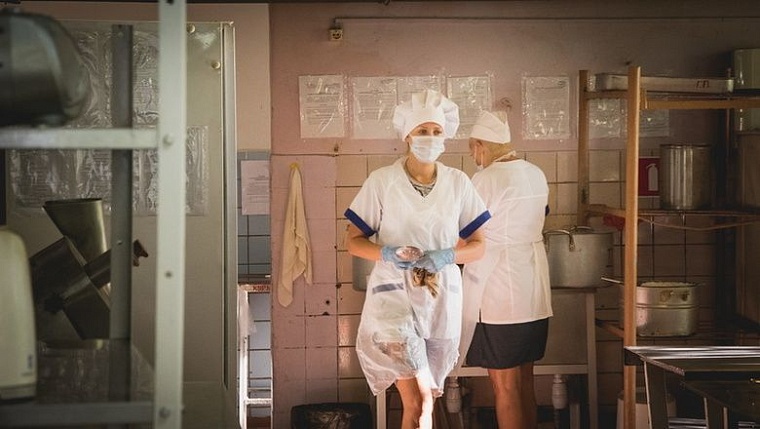 В детсадах Ижевска сократят поваров и кухонных работников