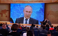 Владимир Путин призвал россиян ездить в Петербург