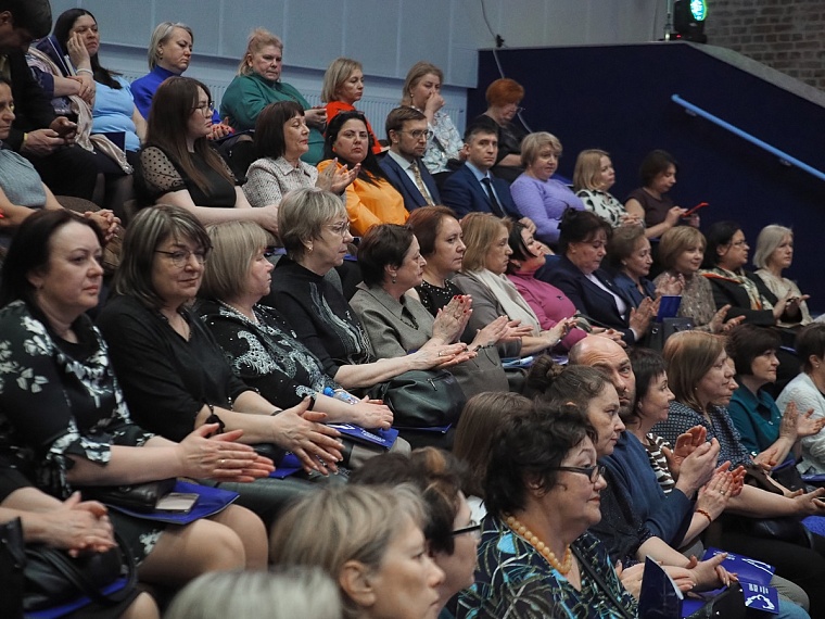 Тюменскую молодежь приглашают на окружной образовательный форум «На волне»