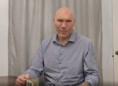 Спортсмен и политик Николай Валуев поздравил тюменцев с днем рождения области