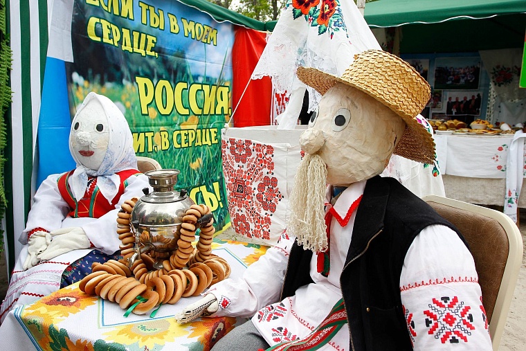 Владимир Якушев: в Тюменской области рады всем национальностям