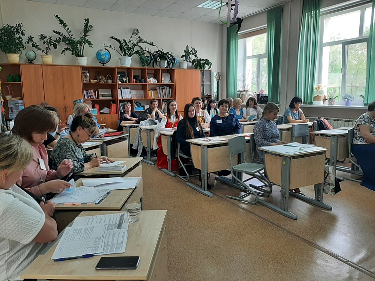 Тюменские педагоги поделились креативными идеями для изучения истории и культуры России