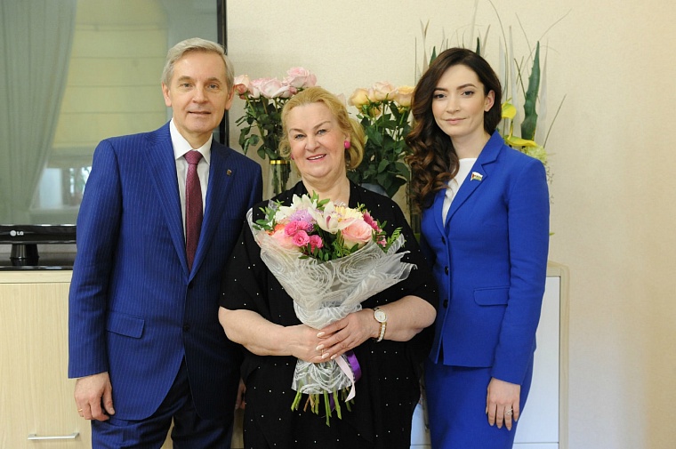 "Больше чем урок": известные тюменцы рассказали о любимых учителях