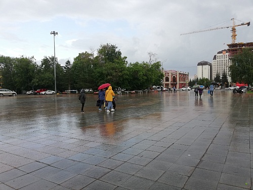 В Тюмени дожди продлятся до конца недели
