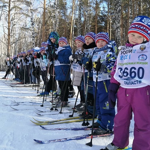 В массовой лыжной гонке приняли участие более 7 тысяч тюменцев