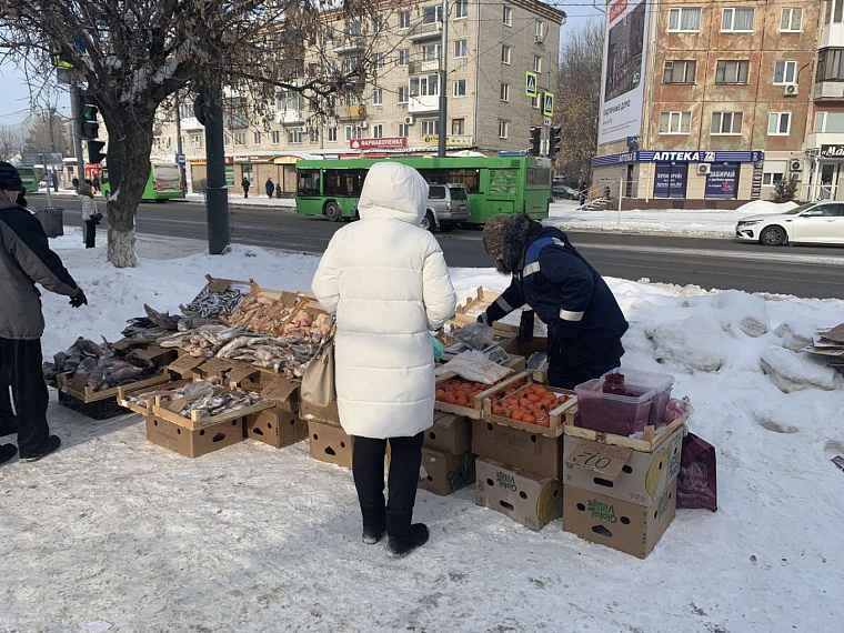 В Тюмени за неделю выписано 15 протоколов в отношении уличных торговцев