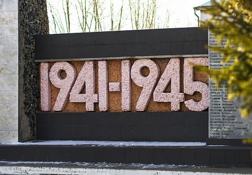 В 4 часа утра в Тюмени провели акцию «Свеча памяти»