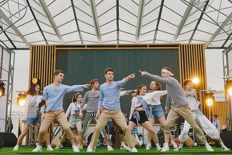 Тюменцев зовут обменяться энергией и опытом на "Станцию молодежную"