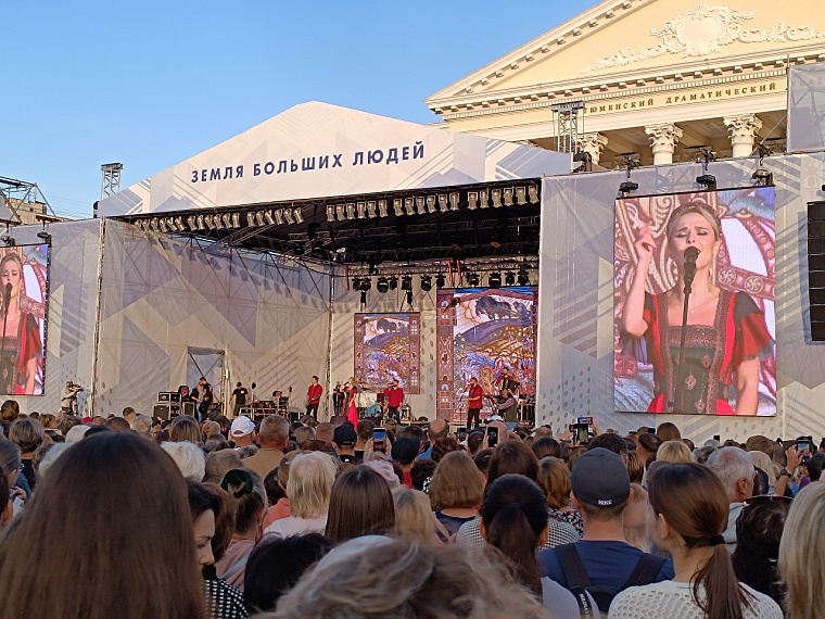 Пелагея в Тюмени пела так, что долго не могла отдышаться