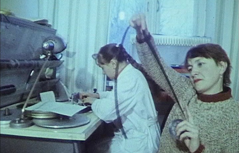 «Прёт, сейчас врежется!» Как работали тюменские тележурналисты полвека назад