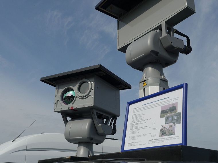 На набережной демонстрируют суперприборы силовиков