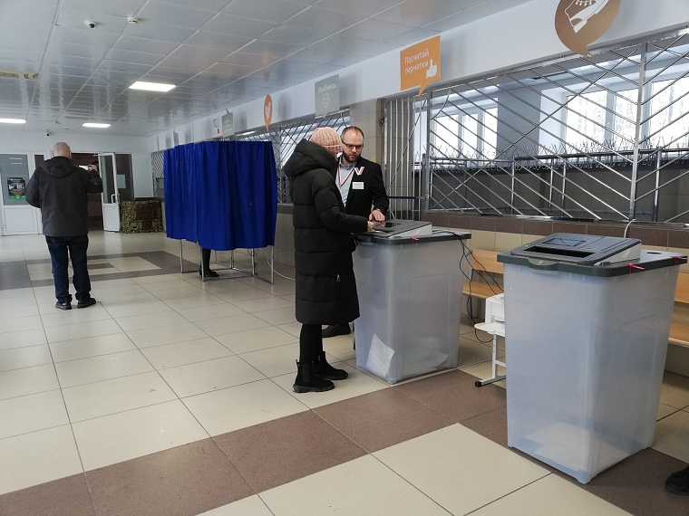 Осталось несколько часов до окончания выборов президента РФ: как найти свой участок