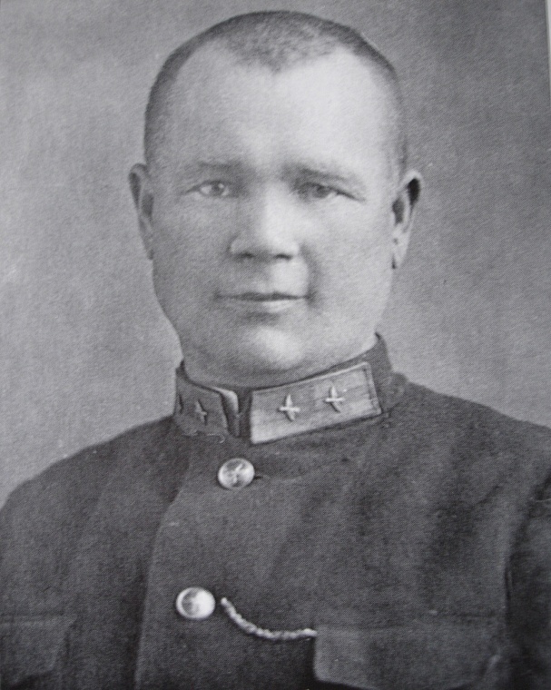 Эдуард Лухт