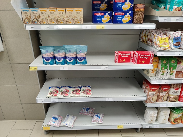 Сладкий плен. В тюменские магазины начал возвращаться сахар