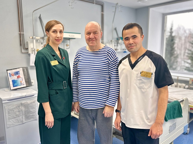 У дальнобойщика из Удмуртии оторвался тромб - его спасли тобольские медики