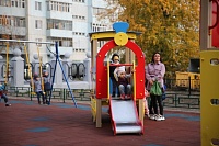 Новую детскую площадку открыли  в Тобольске