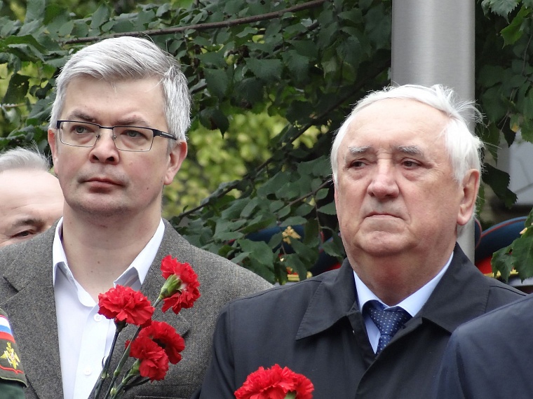 В Тюмени открыли памятник Герою Советского Союза Дмитрию Карбышеву