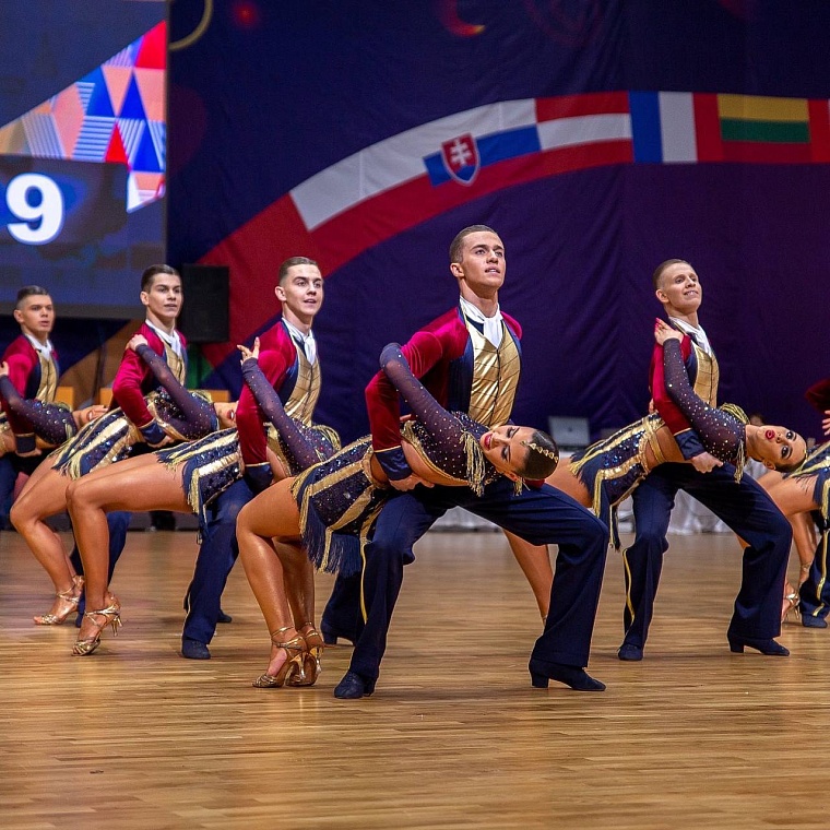 Тюменский коллектив Формейшн Вера стал чемпионом России 2022⠀