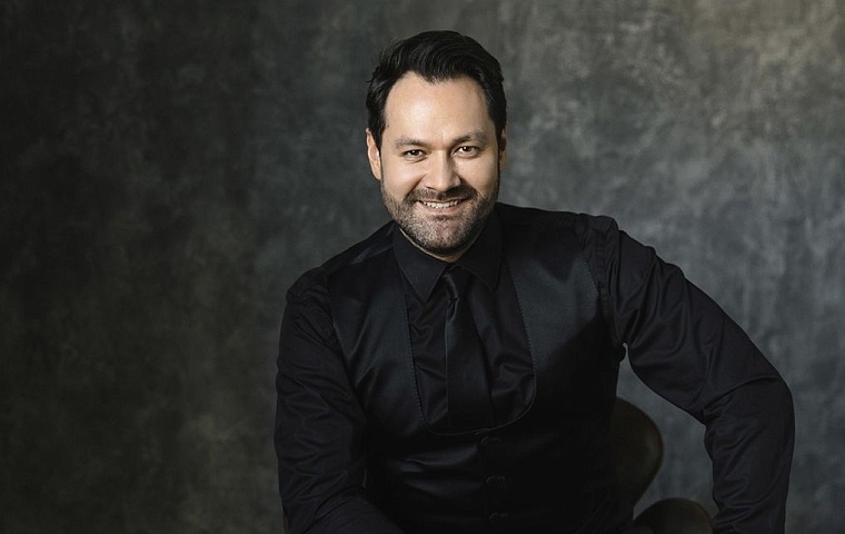 Афиша на уик-энд: обмен книгами, выставка овчарок и йога в парке