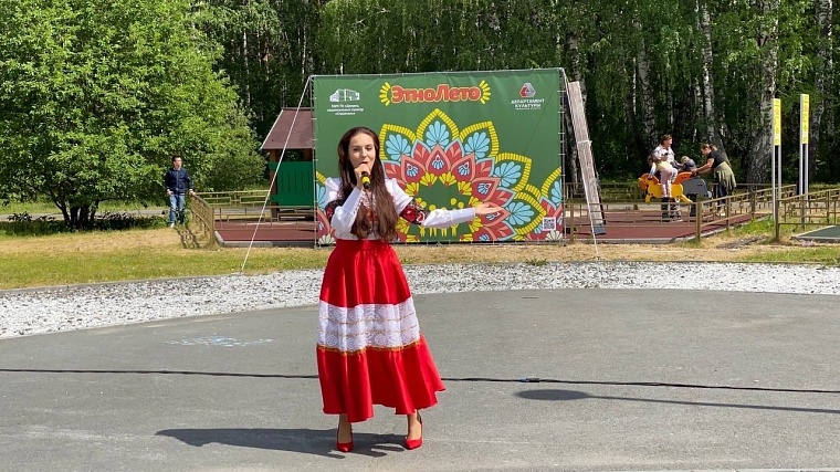 Афиша на уик-энд: обмен книгами, выставка овчарок и йога в парке