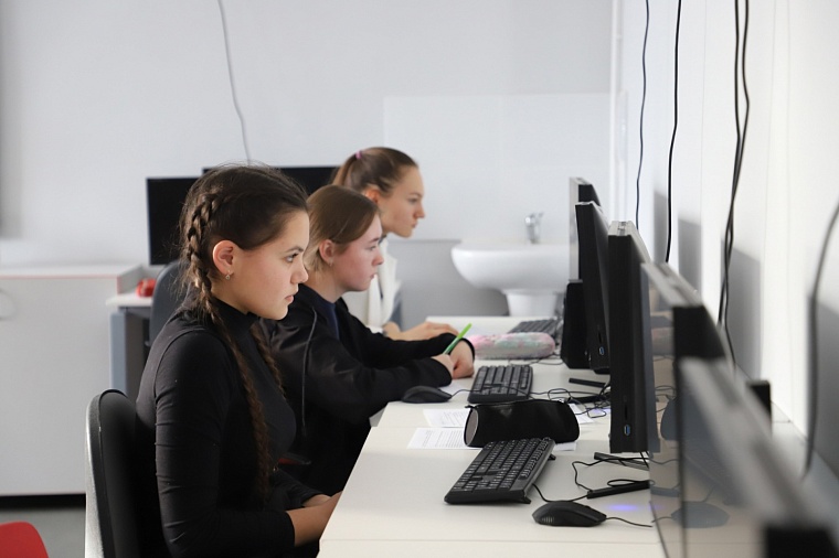 Тюменские школьники проверят знания в сфере избирательного права