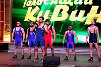 Три тюменские команды в выходные выступят на «Голосящем КиВиНе». Пять главных вопросов