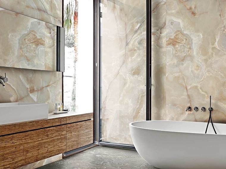 Керамогранит с текстурой оникса для люксовых интерьеров