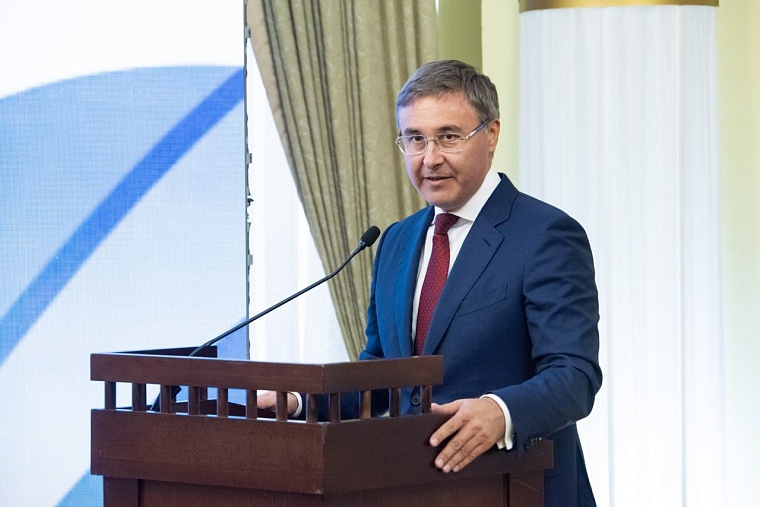 Валерий Фальков: Для предотвращения фальсификации истории необходима системная работа в вузах