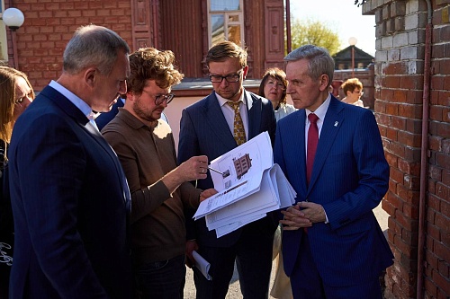 На пешеходной улице Дзержинского в Тюмени распахнет двери "Дом сказки Ершова"